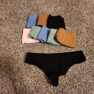 NWOT Auden Seamless Thongs